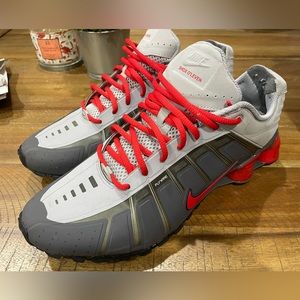 Men’s Nike Air Shox 11 size 13